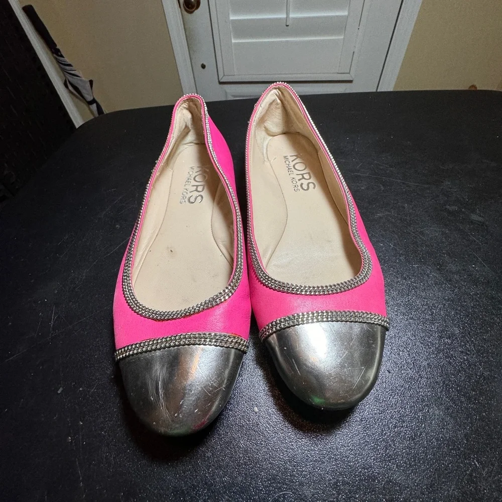 Kors Michael Kors size 7.5  pink/ silver flats